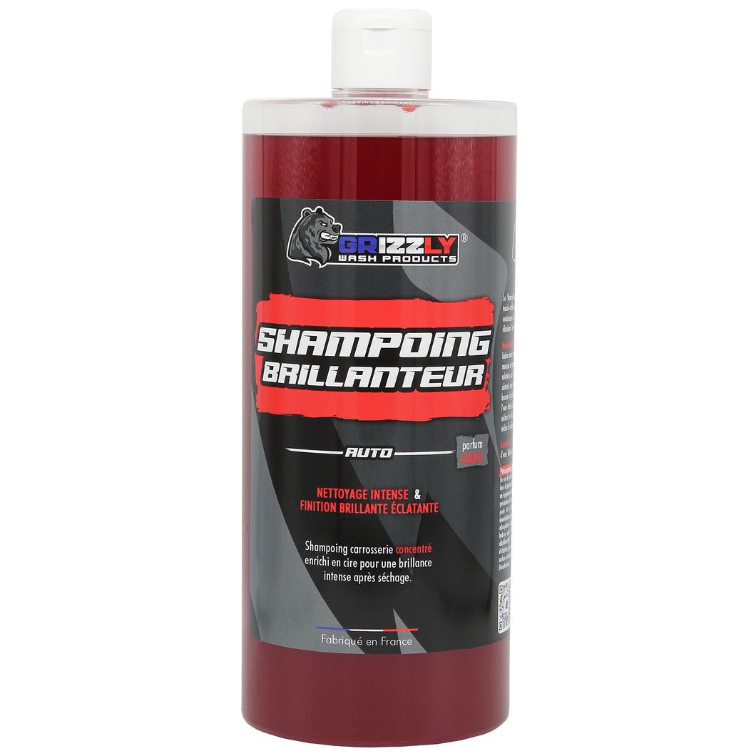 Le Shampoing Brillanteur Grizzly Wash Products® est un nettoyant super concentré à base de tensio-actifs permettant de nettoyer rapidement et facilement votre carrosserie.  Grâce à la mousse onctueuse qu'il produit, le Shampoing Brillanteur adhère à votre véhicule pour décoller la saleté et éliminer le film routier. Sa formule enrichie en cire laisse une finition brillante et éclatante.